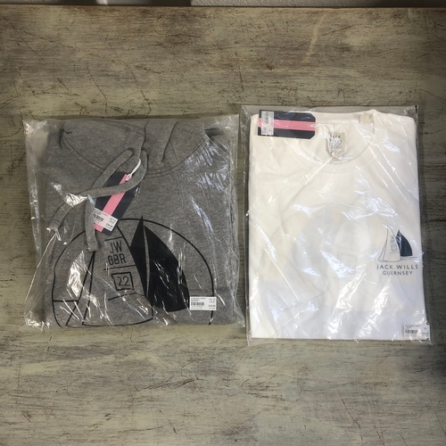 290 - Jack Wills Guernsey Hoodie & T-shirt
(still in packaging & unchecked)

Size: 
Hoodie 10
T-shirt Medi... 