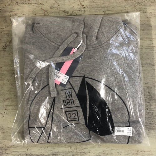 290 - Jack Wills Guernsey Hoodie & T-shirt
(still in packaging & unchecked)

Size: 
Hoodie 10
T-shirt Medi... 