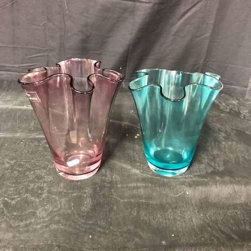 125 - Various Glass Vases (4)