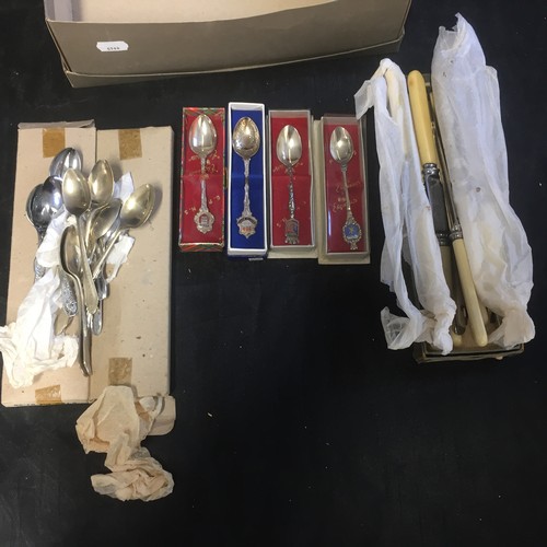 188 - A Selection of Mixed Cutlery