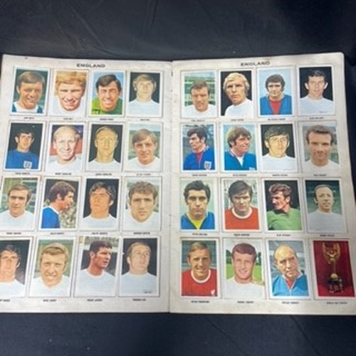 196 - World Cup Soccer Stars Mexico 70 Picture Card Album: Complete