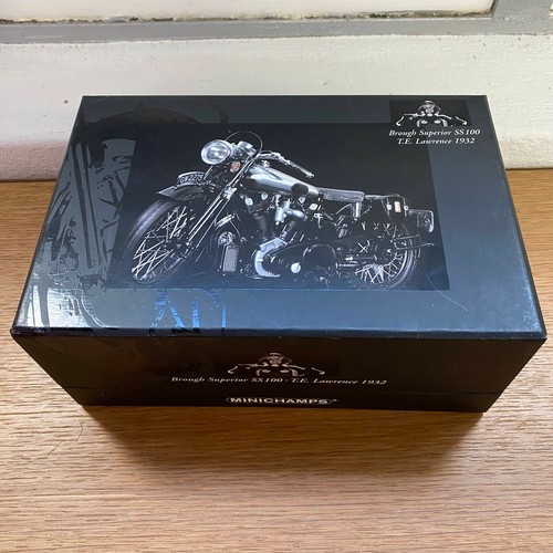 Minichamps 1:12 No:33. Brough Superior SS100 TE Lawrence Minichamps 1:12 No:33. Brough Superior SS100 TE Lawrence