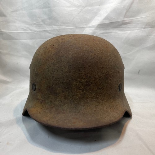 14 - World War II German M-35 Steel Helmet
No Decal Original Condition with Strap and Liner