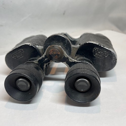 33 - World War II German Zisslor Berlin Binoculars in Broken Bakelite Case