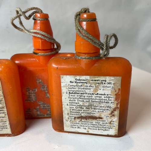 47 - World War II German Decontamination Ointment Bottles x 4
Dated 1942