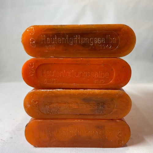 47 - World War II German Decontamination Ointment Bottles x 4
Dated 1942