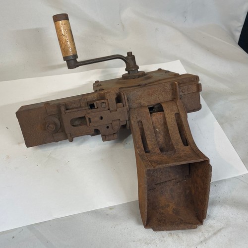 123 - World War II German MG34/48 Belt Loader