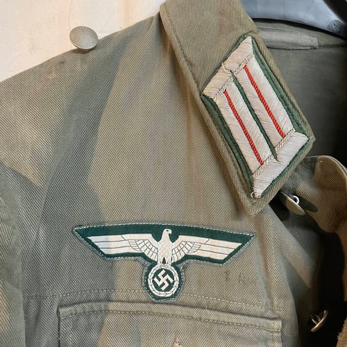 190 - World War II German Army Jacket

After extensive research we can't confirm if this item is genuine o... 