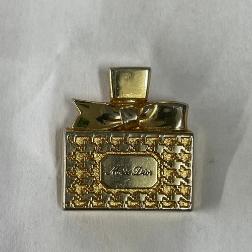 Lot 20        