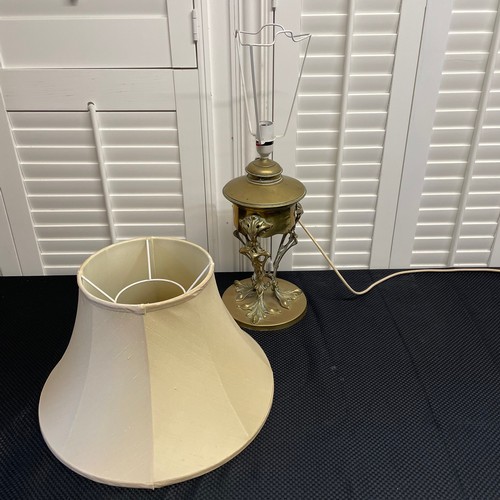 56 - Antique Brass Messenger Oil Lamp Converted To Electric For Modern Use

H:61cm.  (Untested)