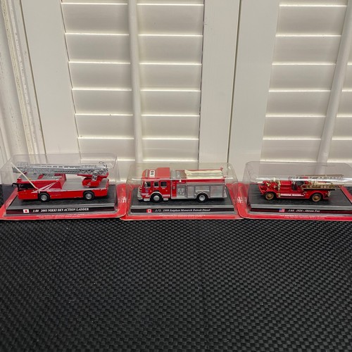 57 - A Selection Of 7 Del Prado Diecast Models. Including:
- 1:32 Firexpress Mini Fire Truck. 
- 1:80 200... 