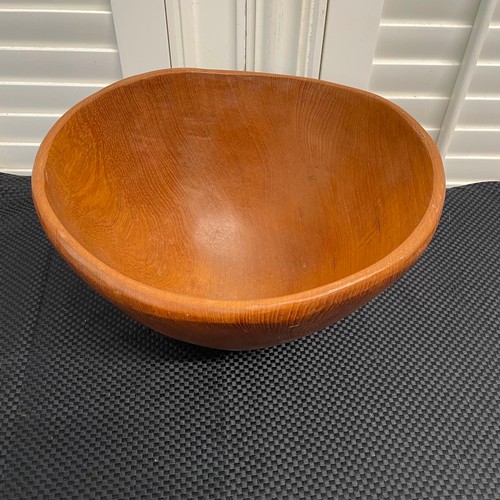 Lot 32        