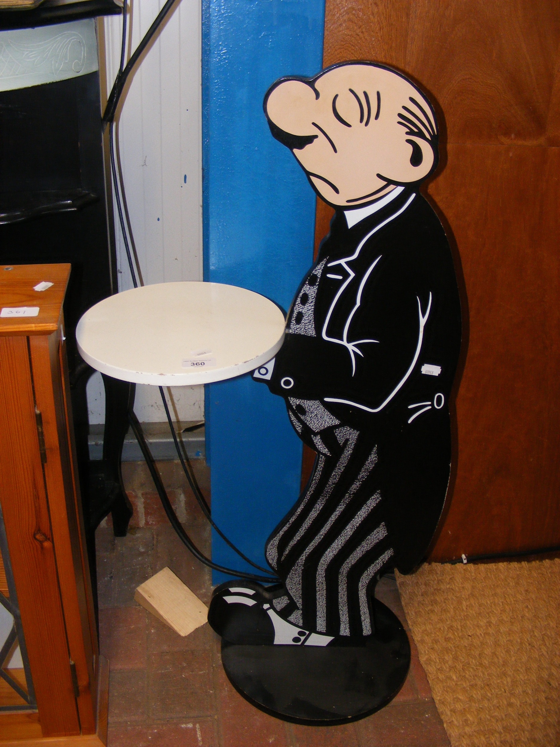 A vintage wooden 'Jeeves The Butler' figure - 87cm high