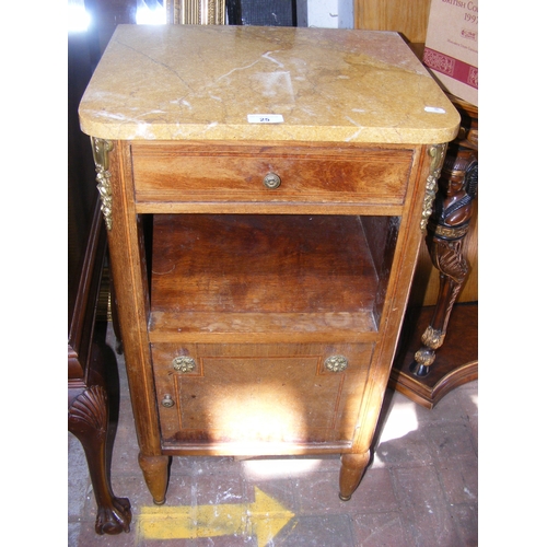 Lot 25        
