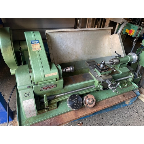 324 - Vintage Myford Diamond 10 Lathe 240v with attachments - Working