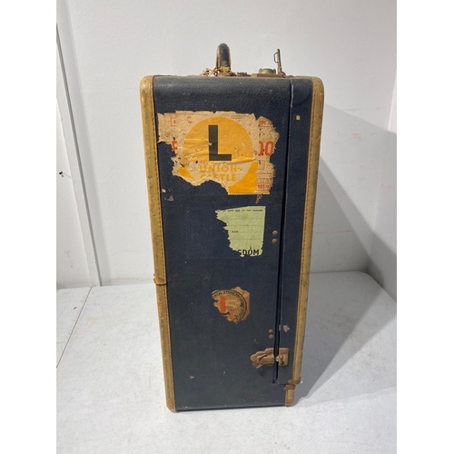 335 - 2 Vintage Travel Cases A/F