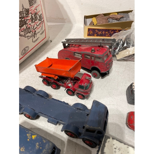 121 - Collection of played Dinky & Corgi Metal Transport, Haulage, Car Models + accessories -A/F