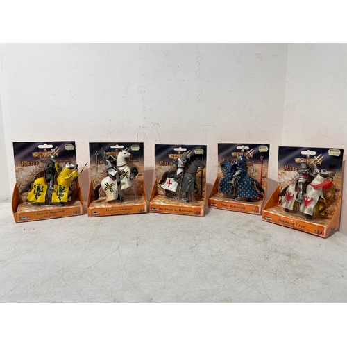 122 - A collection of 5 boxed Revell Epixx Ritter Chevalier Caballero Knight on horse figures, generally g... 