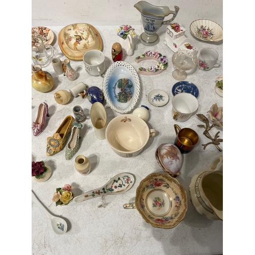 62 - Collection of various porcelain collectables / ornaments