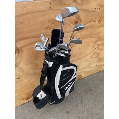 371 - Dunlop Golf Clubs and Bag