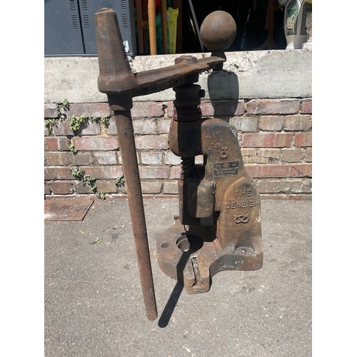 Lot 230       