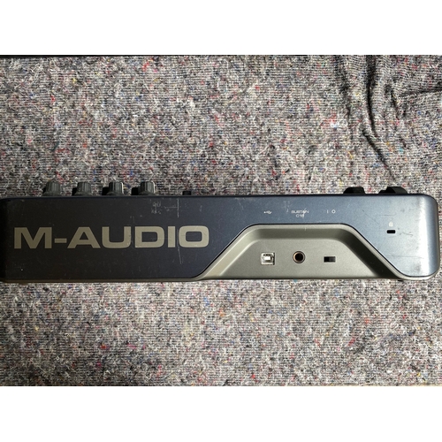 186 - M-Audio Oxygen 25 Midi Keyboard - Untested