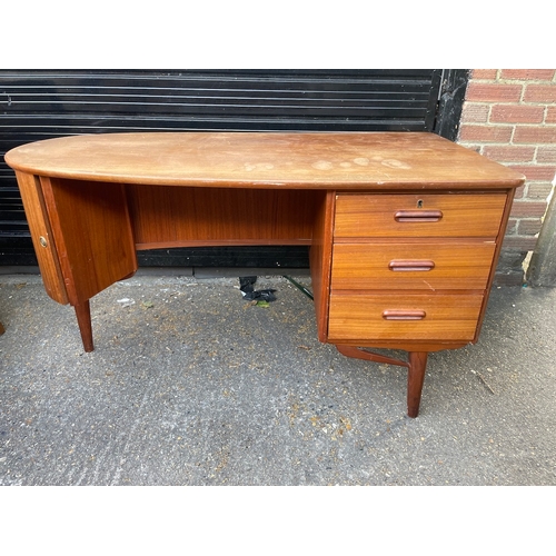 Lot 256       