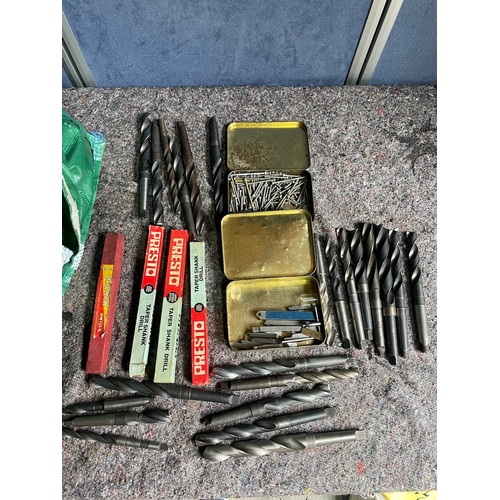 218 - Large collection of vintage various size High Speed Milling / Drill Bits inc Pesto / Dormer etc over... 