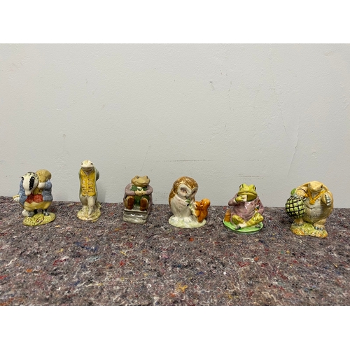 47 - Collection of vintage 1950's -70's Beswick Beatrix Potter Figures all in very good period condition