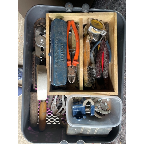 217a - Vintage multi drawer cabinet plus tool trolly with contents includes various tools and bicycle compo... 