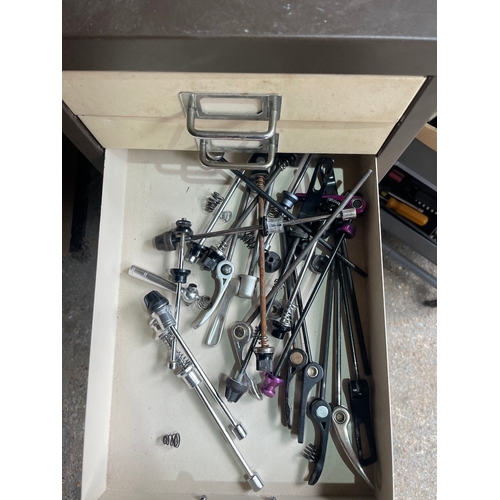 217a - Vintage multi drawer cabinet plus tool trolly with contents includes various tools and bicycle compo... 