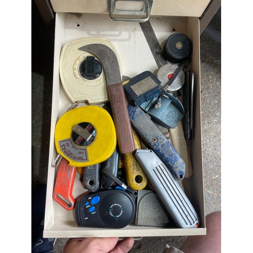 217a - Vintage multi drawer cabinet plus tool trolly with contents includes various tools and bicycle compo... 