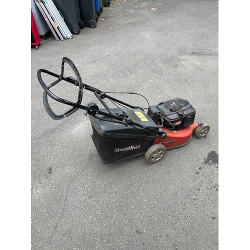 Lot 220a      