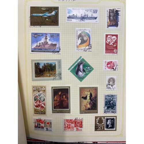 72 - Folders Containing Antique to Modern World Country / Region Stamps Alphabetical order Q-R - Qatar - ... 