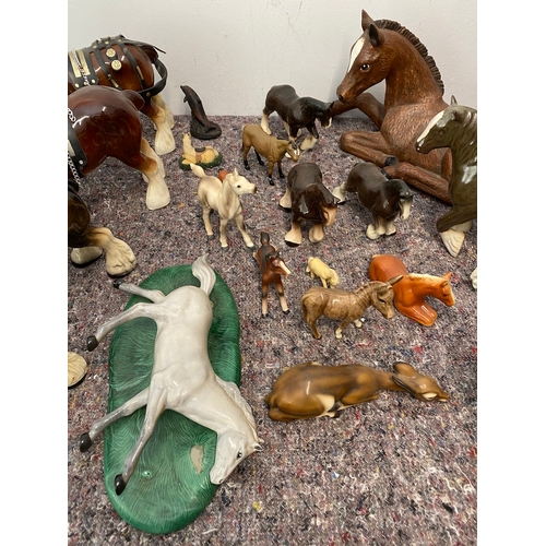 100 - Large collection of porcelain horses / Shire ornaments - some A/F