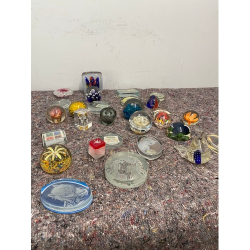 103 - Collection of various glass / resin paperweights all in good order