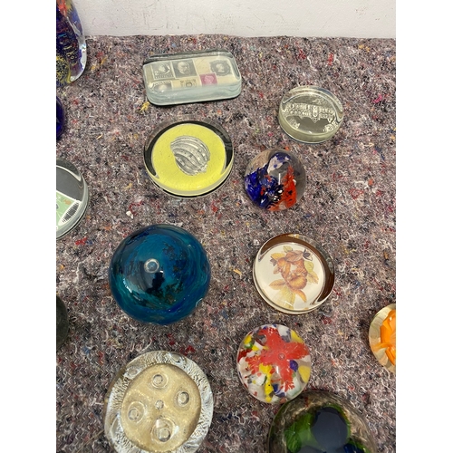 103 - Collection of various glass / resin paperweights all in good order