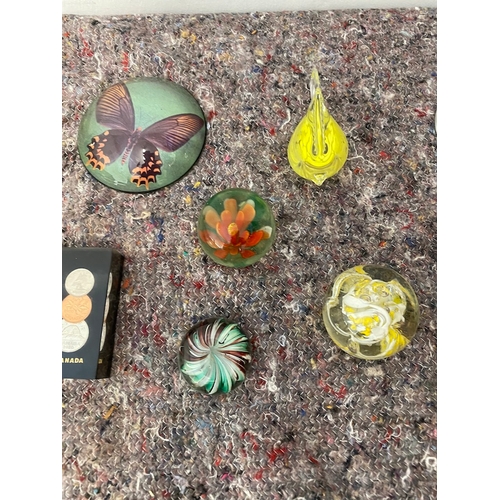 105 - Collection of various glass / resin paperweights all in good order