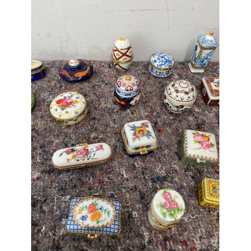 95 - Large collection of Del Prado Collectable trinket / pill boxes