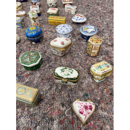 95 - Large collection of Del Prado Collectable trinket / pill boxes