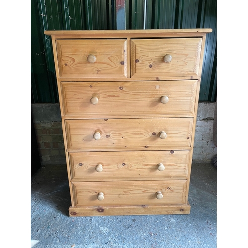 437 - Modern Solid Pine 2 over 4 chest of drawers 
91cm x 41cm x 128cm