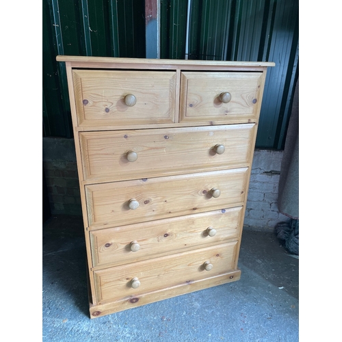 437 - Modern Solid Pine 2 over 4 chest of drawers 
91cm x 41cm x 128cm