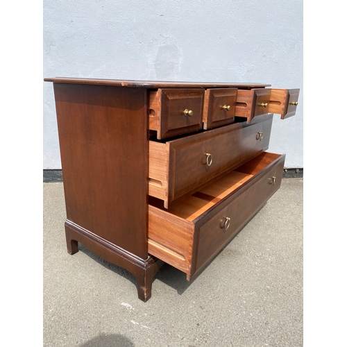 244 - Vintage Mahogany Stag Minstrel 4 over 2 bank of drawers - in very good order - 46cm x 106cm x 71cm