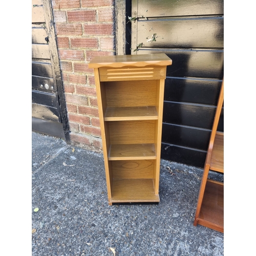 249 - Collection of 4 cupboards / shelves