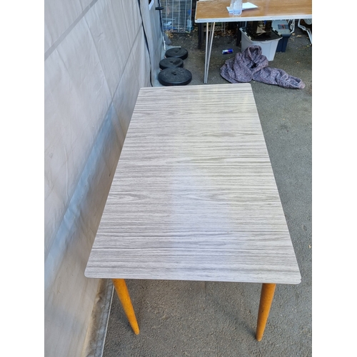 252 - Mid Century Formica Kitchen Table - 121cm x 67cm x 75cm