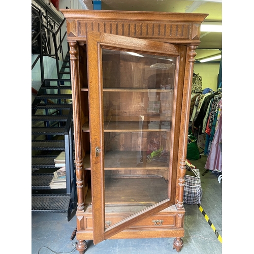 311 - Stunning oversized 7ft 19th century Solid Oak Single Door Display Cabinet with shelves and single pu... 