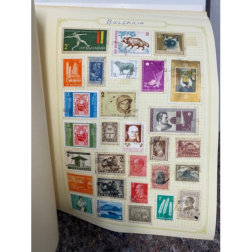 57 - Folders Containing Antique to Modern World Country / Region Stamps Alphabetical order  BA-BZ - Baham... 