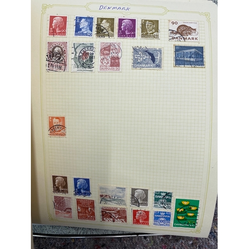 59 - Folders Containing Antique to Modern World Country / Region Stamps Alphabetical order D - Dahomey - ... 