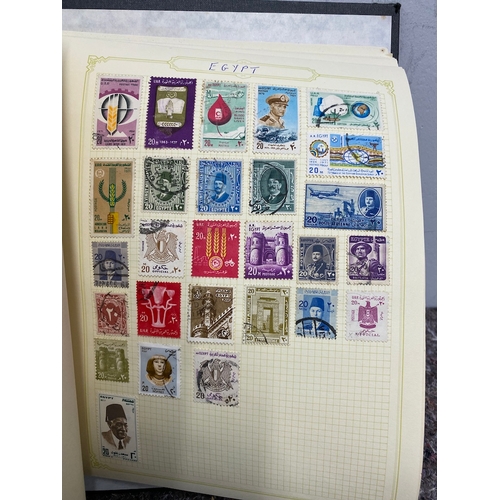 60 - Folders Containing Antique to Modern World Country / Region Stamps Alphabetical order E - Ecuador - ... 