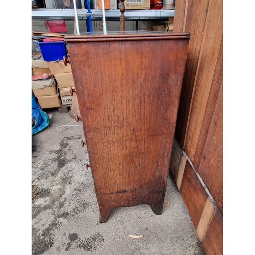 214 - Victorian 2 over 4 bow fronted chest of drawers on bracket feet 105cm x 53cm x 119cm